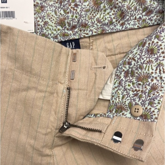 NWT Gap Ultra Low Fit Flared Trouser size 2R - Picture 8 of 13